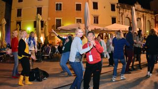 FIMBA After party na Narodnom trgu uz bend Songbusters FIMBA After party na Narodnom trgu uz bend Songbusters