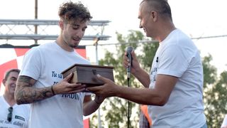 U rodnom Nadinu priređen doček za srebrnog reprezentativca Šimu Vrsaljka