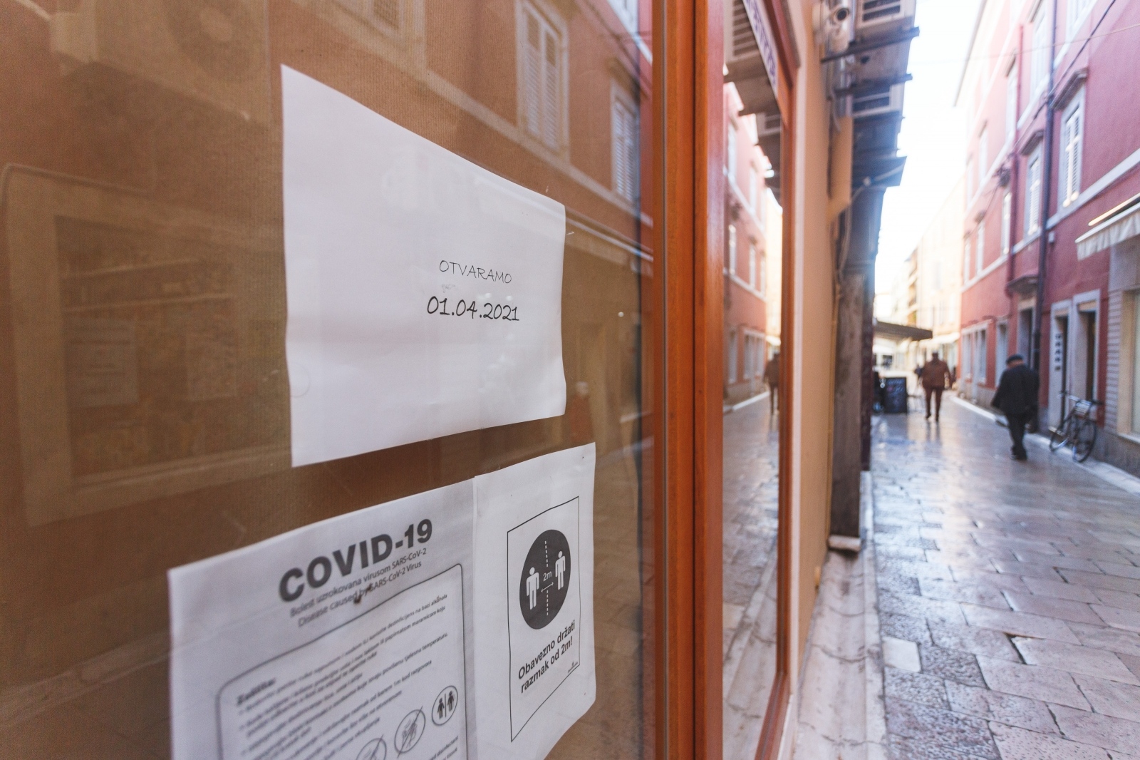 Zatvorene butige i poluprazan zadarski Poluotok Zatvorene butige i poluprazan zadarski Poluotok