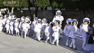 Paški zimski karneval 2018: Karnevalska povorka prošla ulicama grada do Pijace