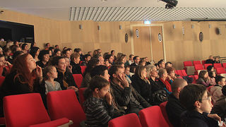“Drago Č. i tvornica čokolade” u novoj zgradi Kazališta lutaka, Foto: Leo Banić “Drago Č. i tvornica čokolade” u novoj zgradi Kazališta lutaka, Foto: Leo Banić