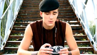 Sel’OMODe 2007; kolekcija Metro Fulir; dizajner: Stjepan Čuka; foto: Goran Čižmešija Sel’OMODe 2007; kolekcija Metro Fulir; dizajner: Stjepan Čuka; foto: Goran Čižmešija