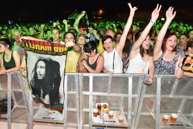 Manu Chao, jedan od najomiljenijih bendova na ovim prostorima, odrzali su veceras koncert na zadarskom Jazine Open Airu. Photo: Dino Stanin/PIXSELL Manu Chao, jedan od najomiljenijih bendova na ovim prostorima, odrzali su veceras koncert na zadarskom Jazine Open Airu. Photo: Dino Stanin/PIXSELL