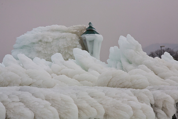 Senj u zagrljaju ledenog pokrivača, foto: Leo Banić