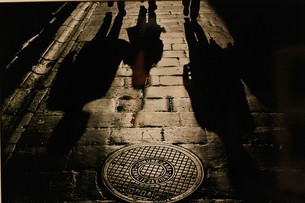 Izložba fotografija Ive Pervana i Mladena Radolovića Mrlje u crkvi SV.Donata Izložba fotografija Ive Pervana i Mladena Radolovića Mrlje u crkvi SV.Donata