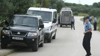 Sveti Filip i Jakov: Brutalna deložacija majke i sina Sveti Filip i Jakov: Brutalna deložacija majke i sina