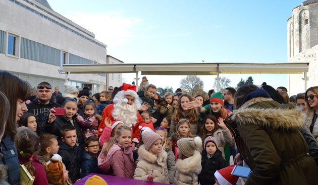 Djed Božićnjak iz Laponije stigao na Forum- poštom!