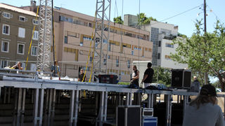 Pozornica i tribine za koncert Josea Carrerasa