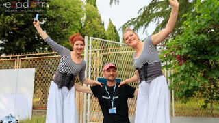 Simboličnim rušenjem zida započeo je urbani festival KvartArt na Voštarnici