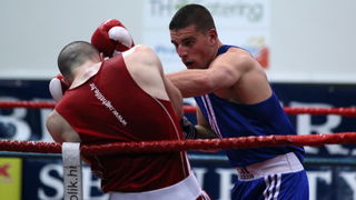 Zadar, 200413.
Dvorana Kresimira Cosica.
Prvenstvo Hrvatske u boksu.
Na fotografiji: Josip Bepo Filipi (Zlatna rukavica, plavi) i Marin Mindoljevic (Marijan, crveni).
Foto: Jure Miskovic / CROPIX Zadar, 200413.
Dvorana Kresimira Cosica.
Prvenstvo Hrvatske u boksu.
Na fotografiji: Josip Bepo Filipi (Zlatna rukavica, plavi) i Marin Mindoljevic (Marijan, crveni).
Foto: Jure Miskovic / CROPIX