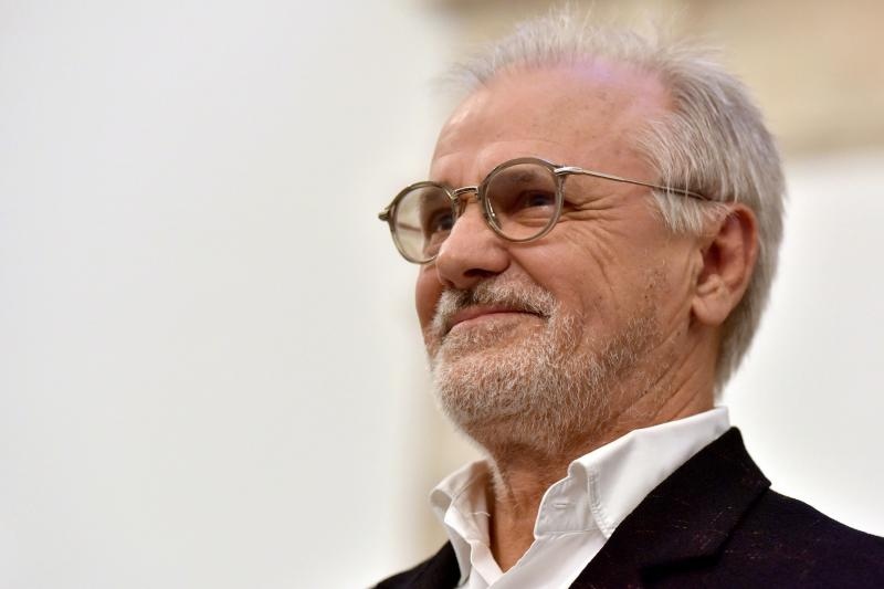 U Gradskoj loži otvorena izložba fotografija posvećena “zlatnoj kopački” – Josipu Skoblaru. Foto: Dino Stann/PIXSELL