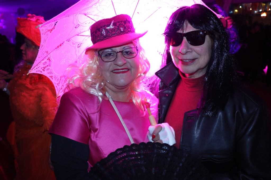 Virske maškare: Maja Šuput zapalila ledenu virsku večer Virske maškare: Maja Šuput zapalila ledenu virsku večer