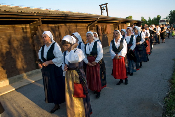 Privlaka: Procesija i Sveta misa, 13. lipnja 2009. Privlaka: Procesija i Sveta misa, 13. lipnja 2009.