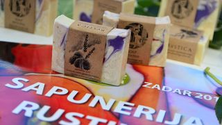 9. Festival smokava: Sajam na Trgu pet bunara