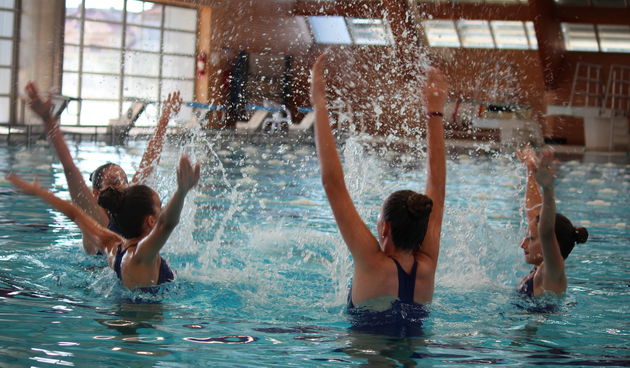 Završna revija sinkroniziranog plivanja u PK Jadera