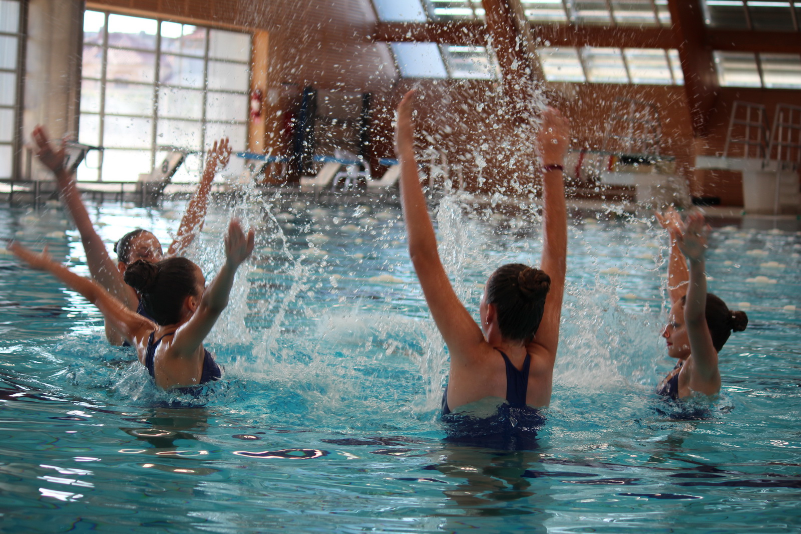 Završna revija sinkroniziranog plivanja u PK Jadera Završna revija sinkroniziranog plivanja u PK Jadera