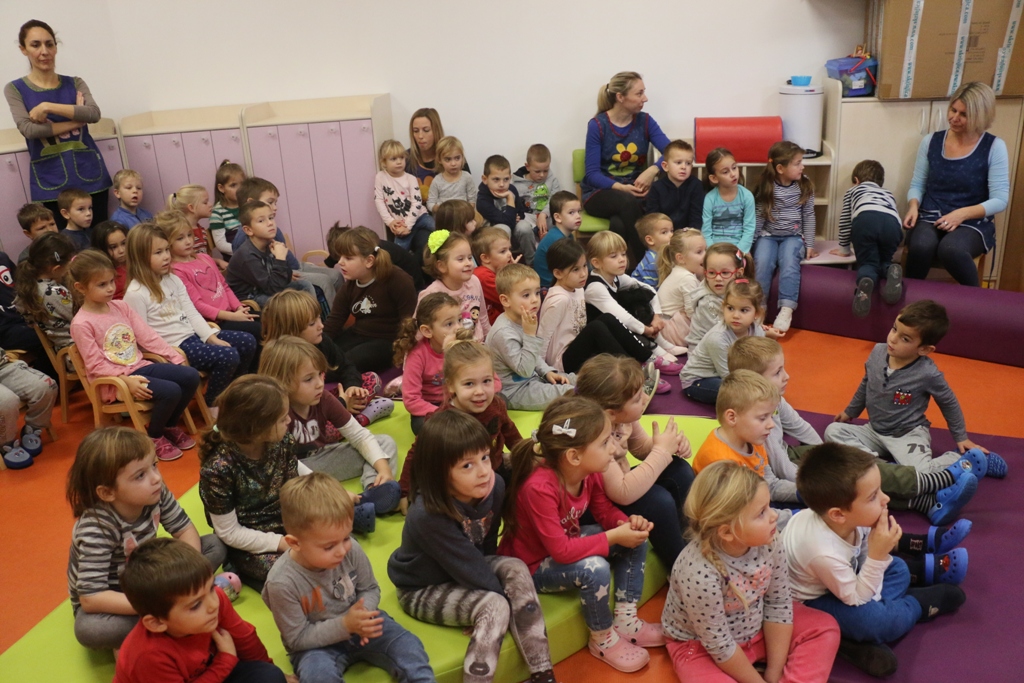 Vir: Doček Svete Luce i radionica u Dječjem vrtiću “Smješko” Vir: Doček Svete Luce i radionica u Dječjem vrtiću “Smješko”