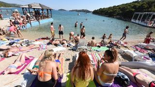 Tisno: Posjetitelji uživali drugog dana Garden festivala, Photo: Hrvoje Jelavic/PIXSELL