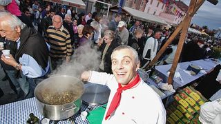 5. Eno-eko-gastro-etno stol (foto: Marin Gospić)