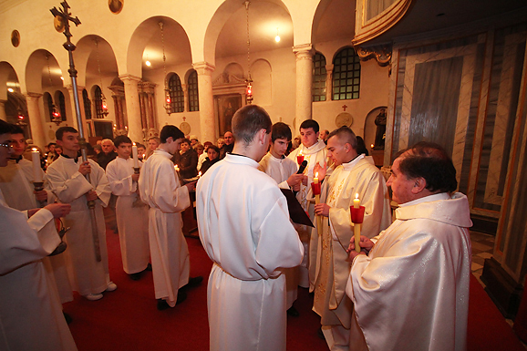 Crkva Sv. Šime : Svečana proslava Svijećnice (foto:Saša Čuka)