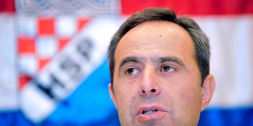 Image 877061 (auto) Image 877061 (auto)