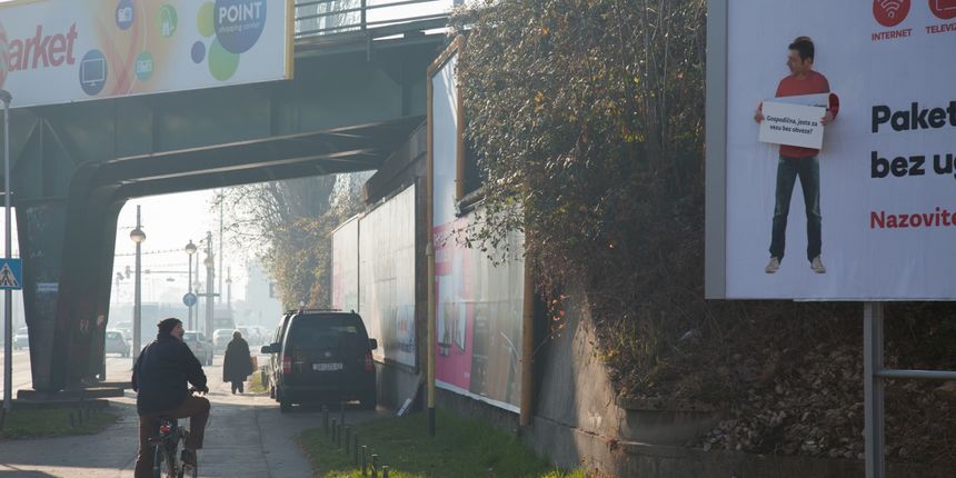 Hrvoje Kečkeš oživo svoj lik na jumbo plakatu Hrvoje Kečkeš oživo svoj lik na jumbo plakatu