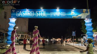 Otvoren 12. biogradski Gastro stol Otvoren 12. biogradski Gastro stol