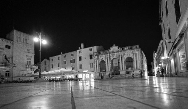 Crno bijeli Zadar by Leo Banić