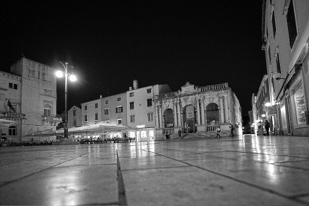 Crno bijeli Zadar by Leo Banić