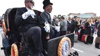 Karnevalska povorka krenula je s Branimirove obale prema Poluotoku. Photo: Dino Stanin/PIXSELL