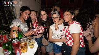 Čudesna noć: Velika fešta ulicama Zadra nakon plasmana Vatrenih u finale SP Čudesna noć: Velika fešta ulicama Zadra nakon plasmana Vatrenih u finale SP