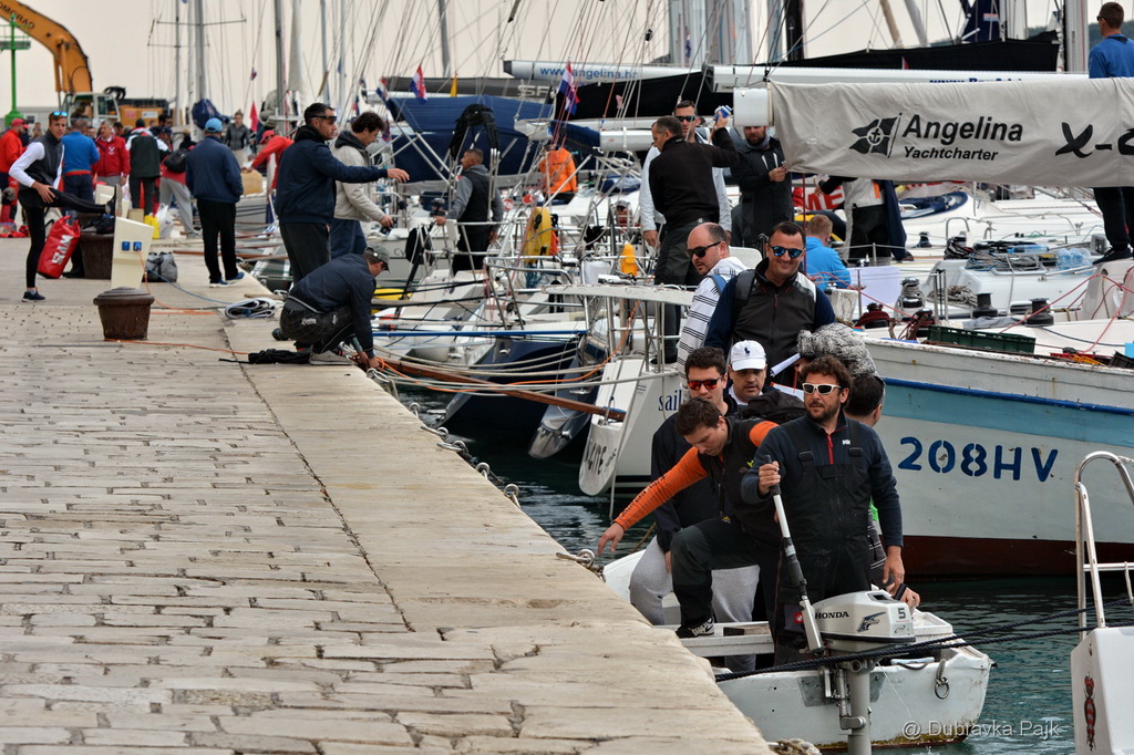 U hvarskom akvatoriju održana XXI. Uskršnja regata U hvarskom akvatoriju održana XXI. Uskršnja regata