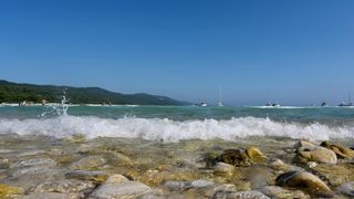 Ljetni dana na dugootočkoj plaži Sakarun, biseru Mediterana s prekrasnim tirkiznim morem, Foto: Filip Brala/PIXSELL Ljetni dana na dugootočkoj plaži Sakarun, biseru Mediterana s prekrasnim tirkiznim morem, Foto: Filip Brala/PIXSELL