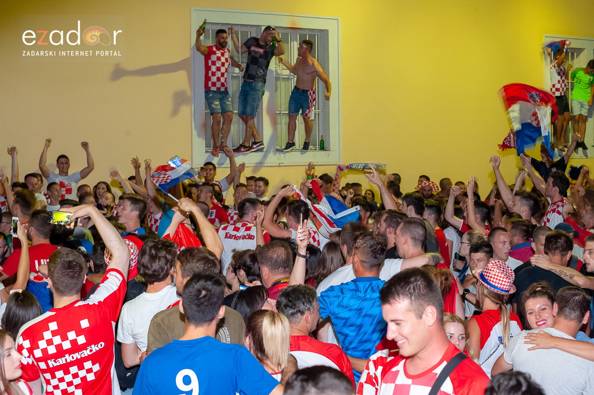 Zadar je gorio: Velika fešta nakon plasmana Vatrenih u finale Svjetskog prvenstva