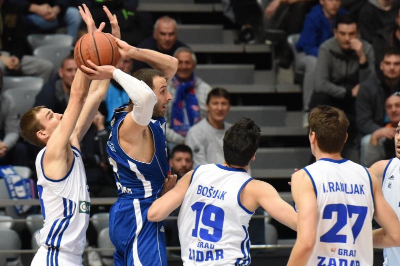 ABA liga, 26 kolo: KK Zadar – KK Sutjeska 85-83. Foto: Dino Stanin/PIXSELL