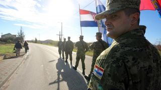 Kolonom sjećanja i polaganjem vijenaca obilježena 23. obljetnica stradanja Škabrnje, Foto: Filip Brala/PIXSELL Kolonom sjećanja i polaganjem vijenaca obilježena 23. obljetnica stradanja Škabrnje, Foto: Filip Brala/PIXSELL