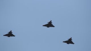 Preleti Rafalea i Krila oluje na obilježavanju 29. obljetnice VRO Oluja @ Knin Preleti Rafalea i Krila oluje na obilježavanju 29. obljetnice VRO Oluja @ Knin