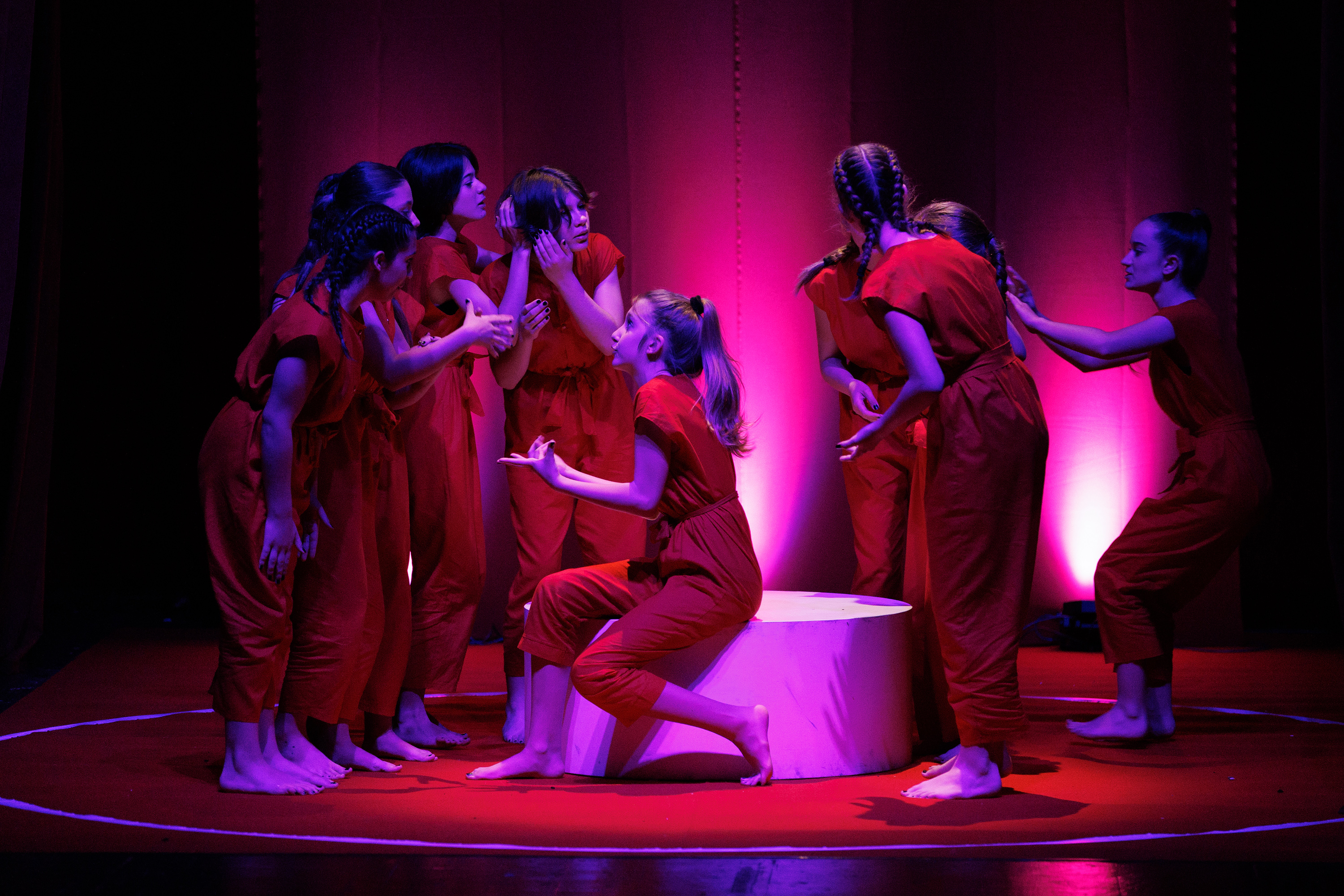 Igrajmo se: Zabranjeno mlađima od 15 strana A