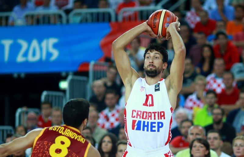 08.09.2015., Arena Zagreb, Zagreb – EuroBasket 2015., skupina C, 03. kolo, Hrvatska – Makedonija. Foto: PIXSELL 08.09.2015., Arena Zagreb, Zagreb – EuroBasket 2015., skupina C, 03. kolo, Hrvatska – Makedonija. Foto: PIXSELL