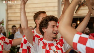 Navijačko ludilo u Zadru za vrijeme i nakon finala Svjetskog prvenstva Navijačko ludilo u Zadru za vrijeme i nakon finala Svjetskog prvenstva