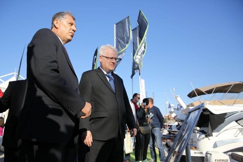 Biograd Na Moru: Ivo Josipović posjetio 16. međunarodni nautički sajam Biograd Boat Show, foto: Filip Brala/PIXSELL Biograd Na Moru: Ivo Josipović posjetio 16. međunarodni nautički sajam Biograd Boat Show, foto: Filip Brala/PIXSELL