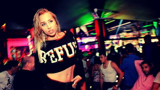 Zrće: Nicci Belucci u Aquariusu by G. Telak