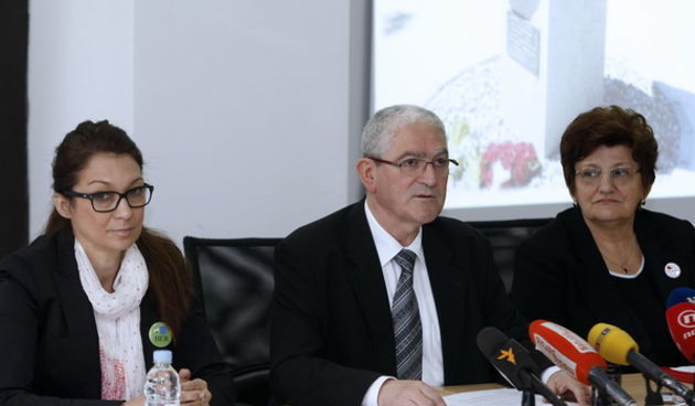 Zagreb, 240513.
Ksaver.
Povodom Nacionalnog dana darivanja i presadjivanja organa i tkiva Ministarstvo zdravlja odrzalo je konferenciju za medije. 
Na konferenciji su govorili zamjenik ministra zdravlja Marijan Cesarik, pomocnica ministra za transplantaci