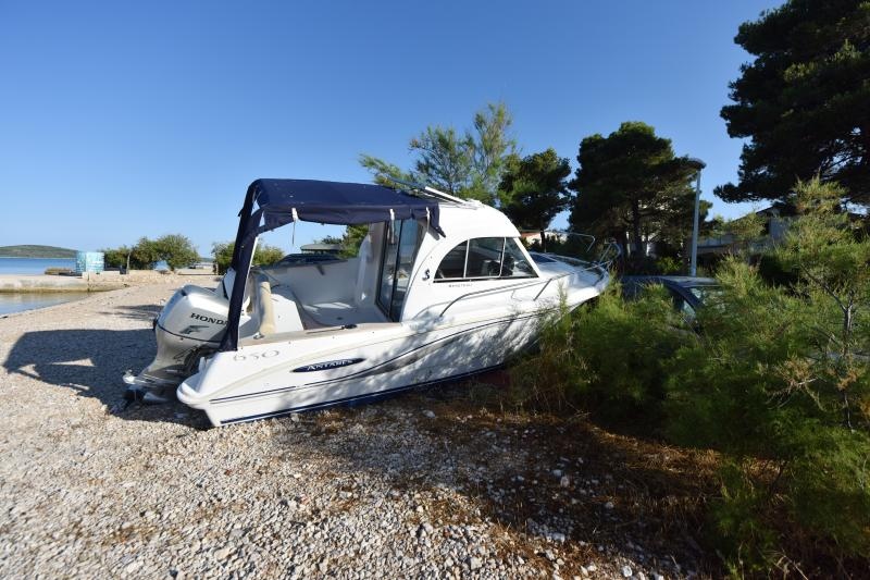 Pijan gliserom izletio na šibensku plažu Jadrija