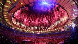 Rio de Janeiro: Ceremonija svečanog otvaranja Olimpijskih igara. Vatromet na Maracani. Photo: Igor Kralj/PIXSELL Rio de Janeiro: Ceremonija svečanog otvaranja Olimpijskih igara. Vatromet na Maracani. Photo: Igor Kralj/PIXSELL