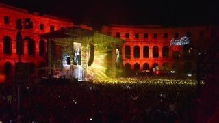 Koncert Olivera Dragojevića i Zlatana Stipišića u pulskoj Areni. Kao gosti nastupili su 2CELLOS. Photo: Duško Marušić/PIXSELL