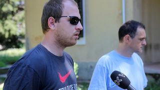 20.06.2013., Zadar – Akcija ciscenja narkomanskih sprica u parku na Brodarici pokraj Sfinge. Photo: Filip Brala/PIXSELL Autor Filip Brala/PIXSELL KLJUČNE RIJEČI ciscenje, sfinga, Brodarica, akcija mladih, narkomanija 20.06.2013., Zadar – Akcija ciscenja narkomanskih sprica u parku na Brodarici pokraj Sfinge. Photo: Filip Brala/PIXSELL Autor Filip Brala/PIXSELL KLJUČNE RIJEČI ciscenje, sfinga, Brodarica, akcija mladih, narkomanija