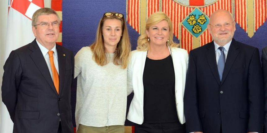 10.09.2016., Zagreb – Prigodom obiljezavanje Europskog tjedna sporta 2016. cije obiljezavanje zapocinje 10. rujna te za obiljezavanje 25. godisnjice djelovanja Hrvatskog olimpijskog odbora Predsjednica Republike Kolinda Grabar-Kitarovic primila je predsje 10.09.2016., Zagreb – Prigodom obiljezavanje Europskog tjedna sporta 2016. cije obiljezavanje zapocinje 10. rujna te za obiljezavanje 25. godisnjice djelovanja Hrvatskog olimpijskog odbora Predsjednica Republike Kolinda Grabar-Kitarovic primila je predsje