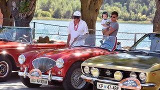 Tisuću kilometara sa oldtimerima Tisuću kilometara sa oldtimerima