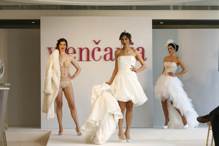 Split, 190211. 
Sajam vjencanja u hotelu Le Meridien Lav.
Na fotografiji: modna revija modeli Vesna Sposa.
Foto: Vladimir Dugandzic / CROPIX